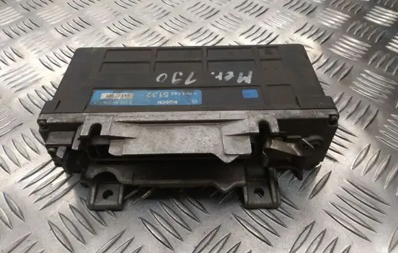 Mercedes-Benz E W124 ABS control unit/module 0055455132
