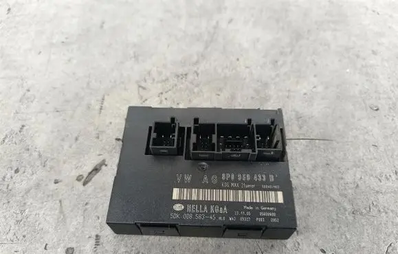 Audi A3 S3 8P Comfort/convenience module