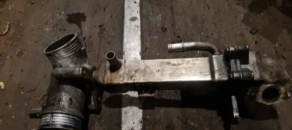 Volvo XC90 EGR valve cooler 30637142