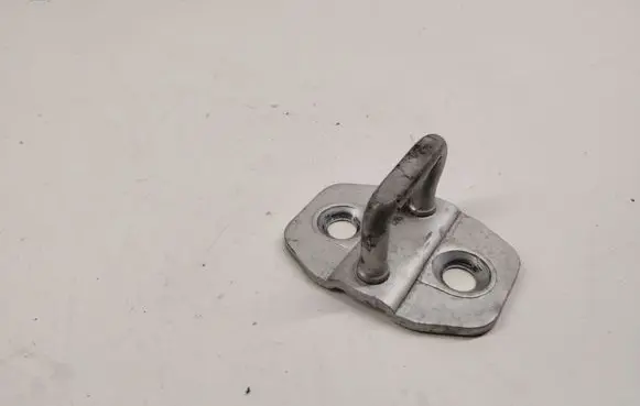 Mercedes-Benz ML W166 Rear door lock loop/hook striker 11000049B