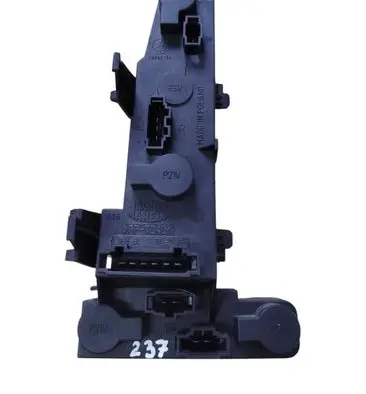 Volkswagen Bora Tail light bulb cover holder 38840751