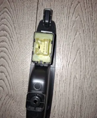 Renault Captur Electric window control switch 829614619R