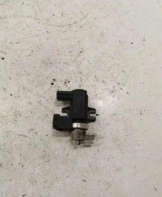 Audi A6 S6 C5 4B Turbo solenoid valve 8E0906627C 72290313 05T250