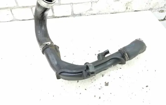 Volkswagen Golf Plus Intercooler hose/pipe 5N0145770A