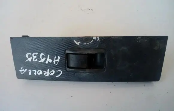 Toyota Corolla Verso AR10 Electric window control switch 742320f030