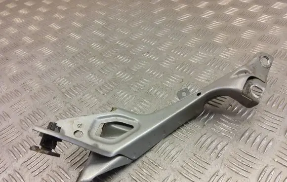 Audi A6 S6 C7 4G Fender mounting bracket 4G0821135A 4113