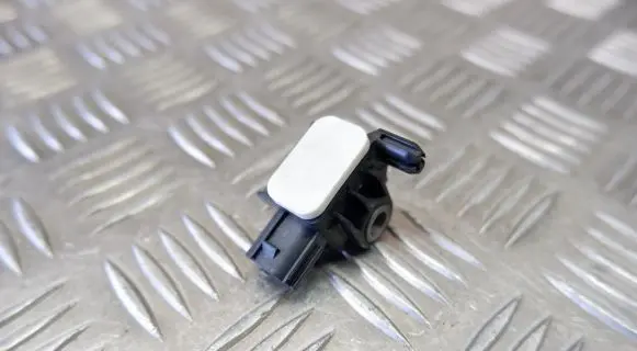 Mitsubishi Outlander Airbag deployment crash/impact sensor 8651A166