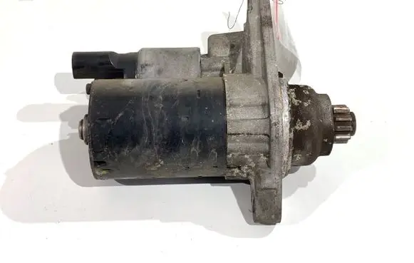 Volkswagen Golf V Starter motor 02T911023R