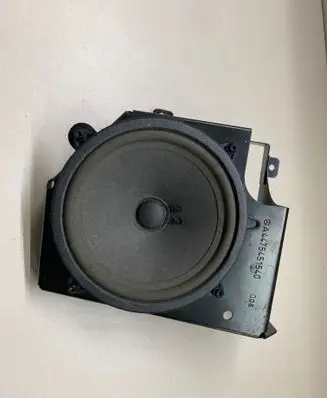 Mercedes-Benz V Class W447 Front door speaker A4478271460 A4475451540