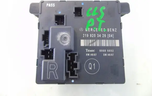 Mercedes-Benz CLS C219 Door control unit/module 2198203426