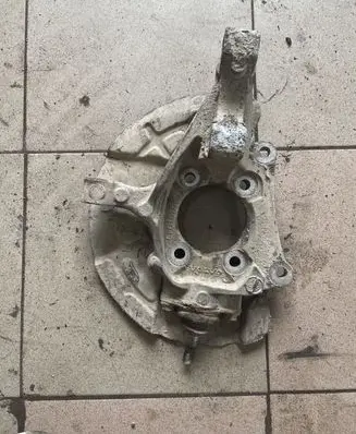 Volvo S60 Front wheel hub spindle knuckle