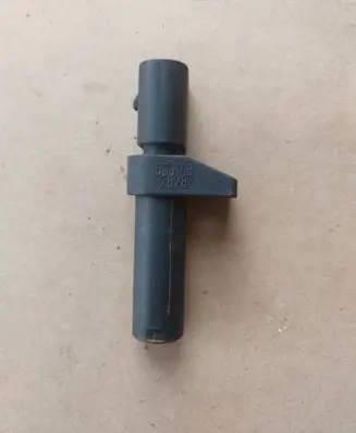 Mercedes-Benz C W204 Crankshaft position sensor 003153 2828 1409