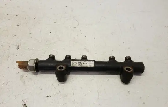 Fuel main line pipe