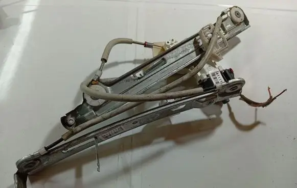 Dodge Caliber Sliding door window regulator with motor 05074798AAE 05074798AA-E