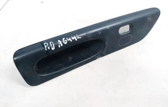 Renault Laguna I Front door window switch trim 7700822334