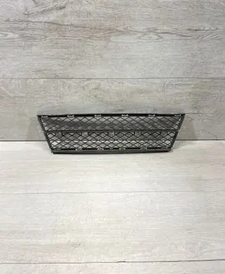BMW 5 E60 E61 Front bumper lower grill 7178415