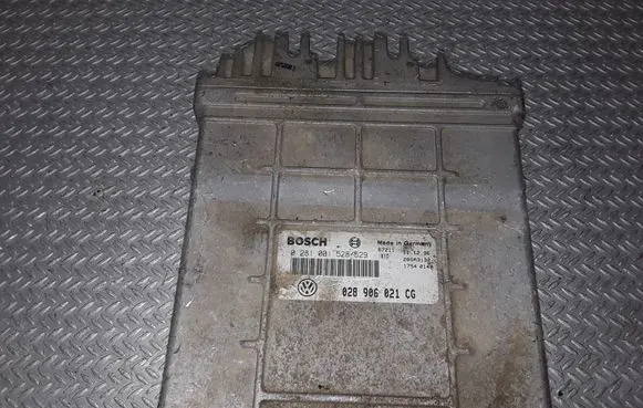 Volkswagen Sharan Engine control unit/module 028906021CG 0281001528