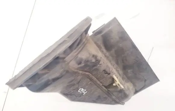 Porsche Cayenne (9PA) Air intake duct part 7L0819049