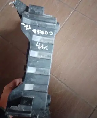 Opel Corsa E Battery tray 13498274