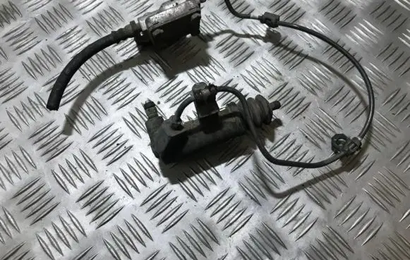 Lexus GS 300 400 430 Clutch master cylinder