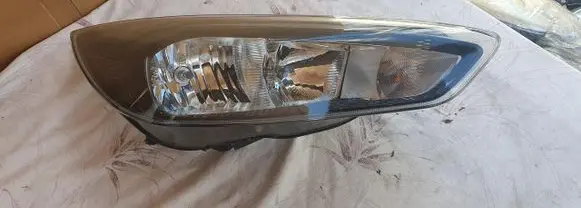 Ford Focus Headlight/headlamp F1EB13W029SB