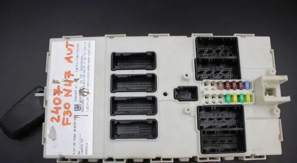BMW 3 F30 F35 F31 Comfort/convenience module 9366409 10681810