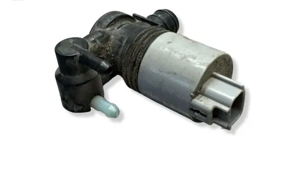 Toyota Auris E180 Windscreen/windshield washer pump 1020974