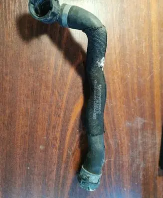 Mercedes-Benz GLC X253 C253 Engine coolant pipe/hose A2535014000 9637065
