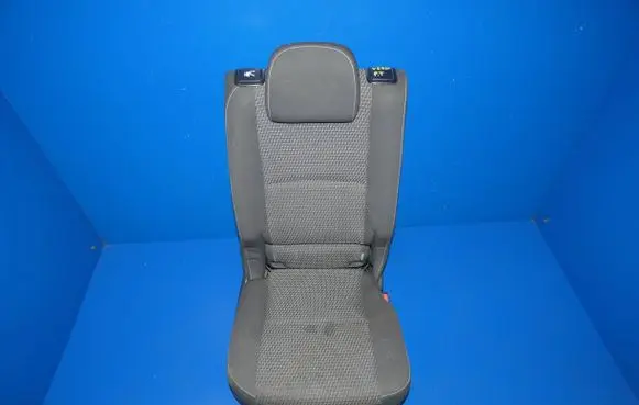 Toyota Verso Rear seat 