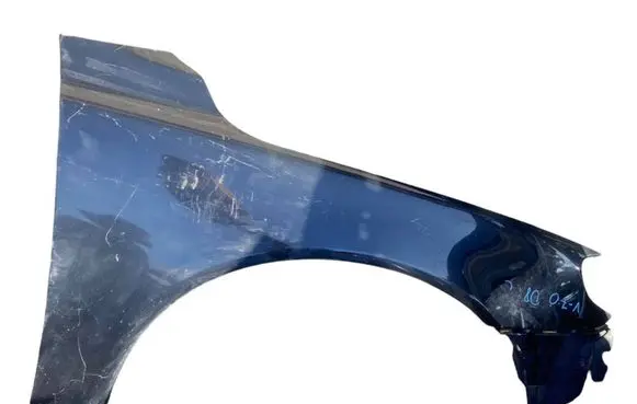 Volvo V70 Fender