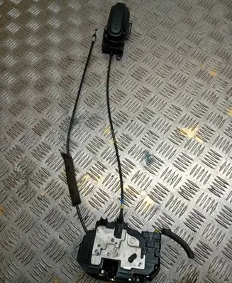 Nissan Note (E11) Rear door lock 1007H
