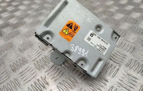 Voltage converter inverter