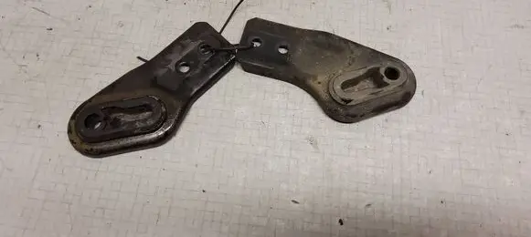 Opel Zafira B Radiator mount bracket 0210467A