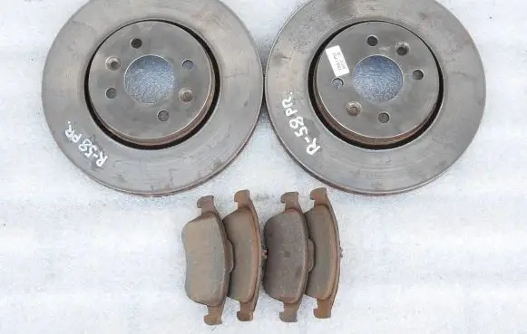 Renault Captur Front brake disc 402069518R 402068053R 410600379R