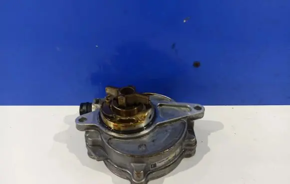 Volvo S60 Vacuum pump 31219778 31401152