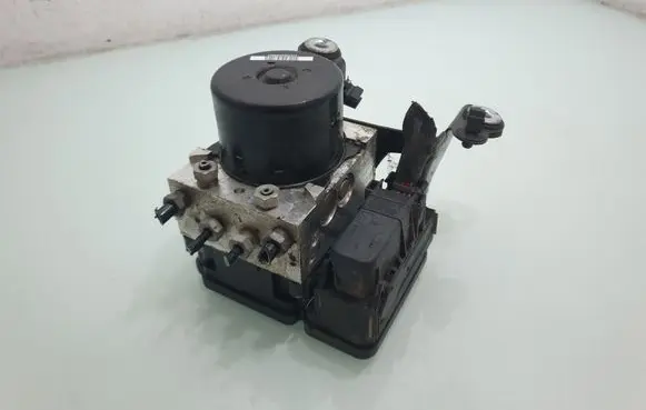 Volvo S80 ABS Pump P31329139