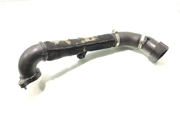 Audi A3 S3 8V Intercooler hose/pipe 04L131111M