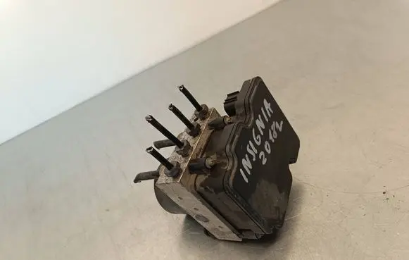Opel Insignia B ABS Pump 23666362