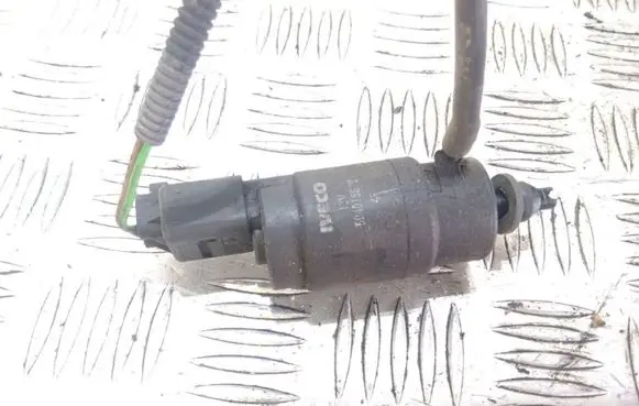 Iveco Daily 35 - 40.10 Windscreen/windshield washer pump 504015670