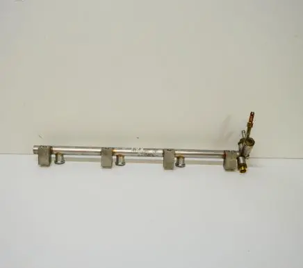 Volkswagen Touareg II Fuel main line pipe 03H133316N