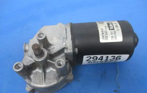 Fiat Stilo Front wiper linkage and motor