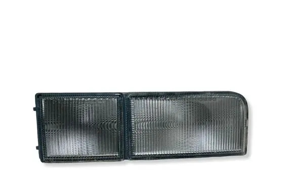 Volkswagen Golf III Front reflector 084411613LF 00647867