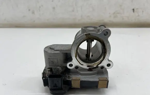 Opel Insignia B Throttle valve 55505268