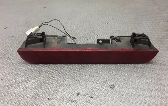Nissan X-Trail T30 Third/center stoplight 