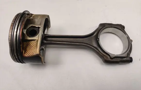 Dodge Charger Piston with connecting rod