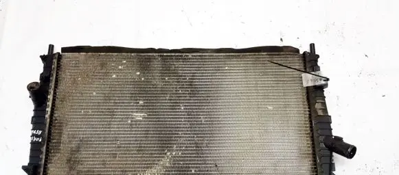 Ford Focus C-MAX Coolant radiator 3M5H8005TJ