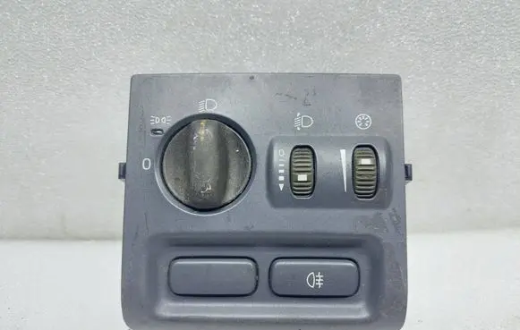 Volvo V40 Light switch 30613944