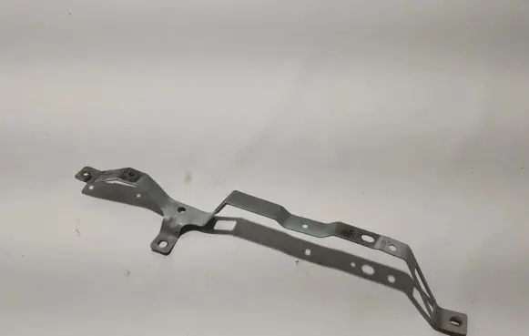 Renault Koleos II Fender mounting bracket 641341345R