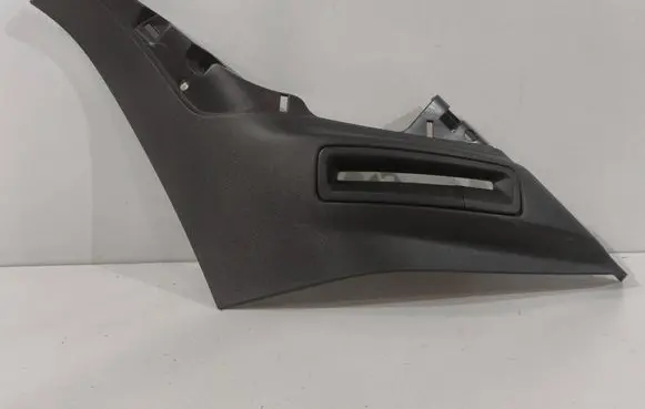 Volvo XC90 (D)pillar trim (top) 31479367