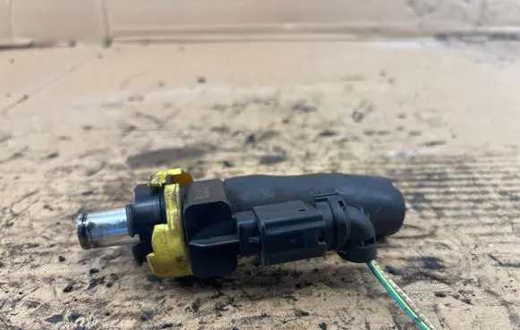 Citroen C4 II Picasso Sensor 9677815380